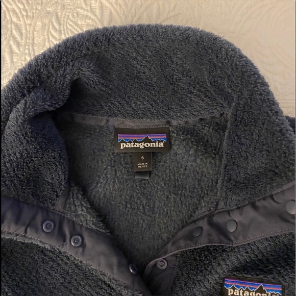 Patagonia Women’s Snap-T pullover in Navy size SMALL - Picture 2 of 2